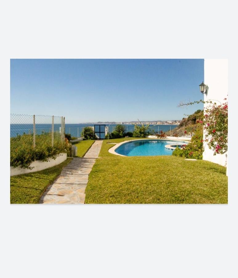 Espectacular apartamento en primera línea de playa Benalmádena Exterior foto